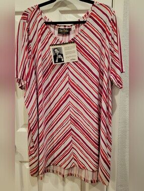 Bob Mackie Pink and White Diagonal Stripe V-Neck Tunic